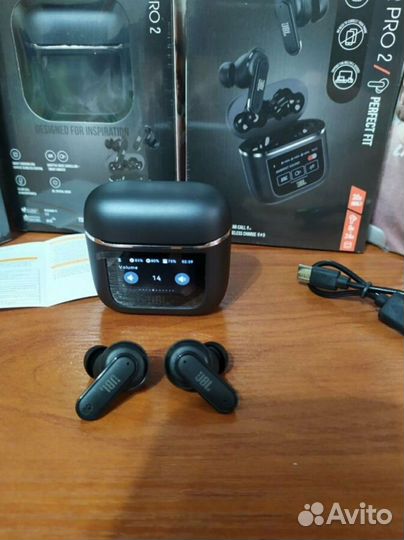 Беспроводные наушники JBL tour PRO 2