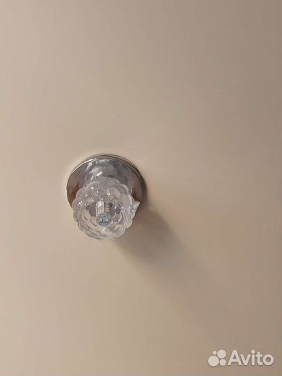 Светильник точечный