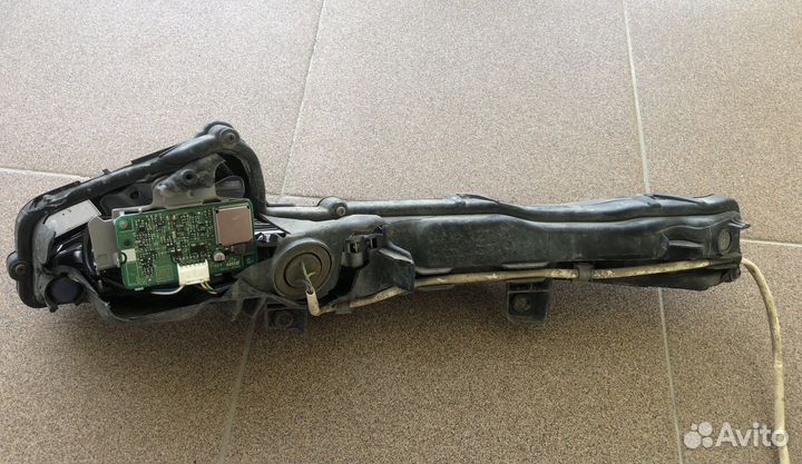 Дневной ходовой огонь на Lexus IS