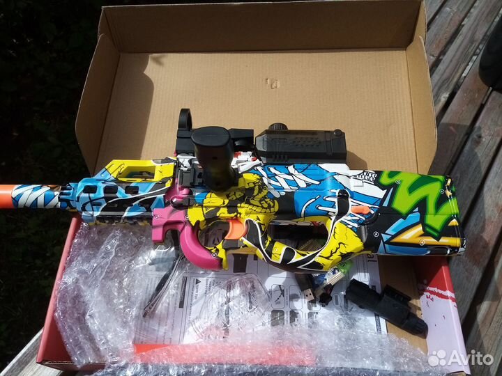 Орбизный автомат P90 с водными пулями