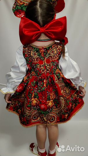 Русско народное платье, хохлома