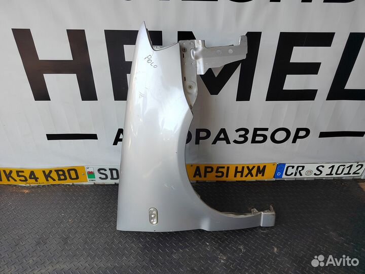 Крыло левое Volkswagen Polo 3