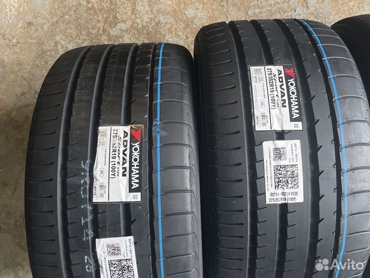 Yokohama Advan Sport V105S 245/40 R19 и 275/35 R19 96Y