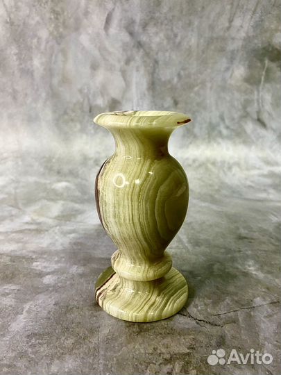 Подсвечник из оникса