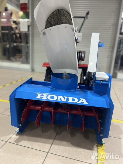 Снегоуборщик honda