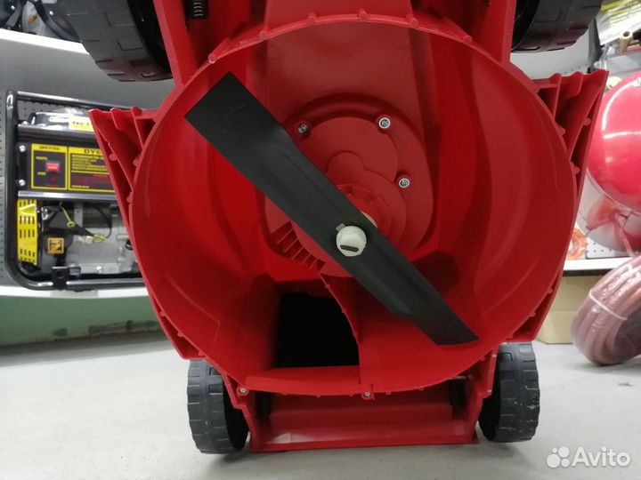 Газонокосилка Elitech ек 1000К (Новая)