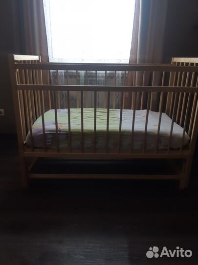 Детская кроватка