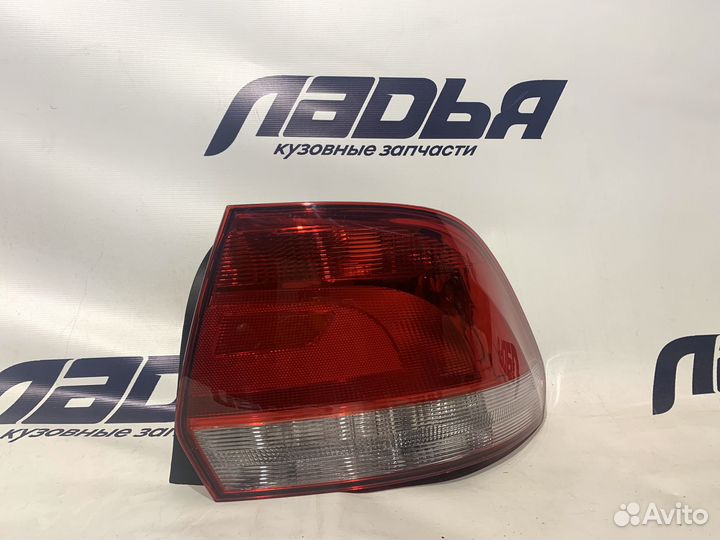 Фонарь задний VW polo 10-14 правый