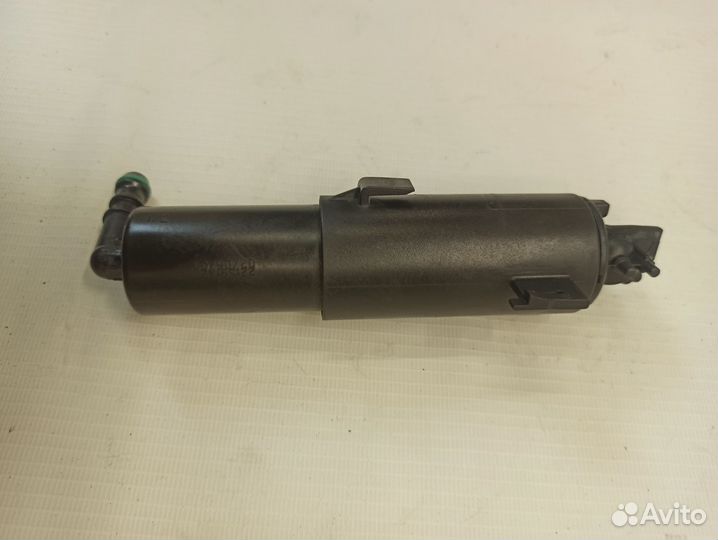 Форсунка омывателя фар правая BMW X5 E70