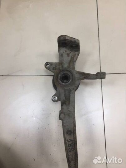 Кулак поворотный передний левый Mazda 6