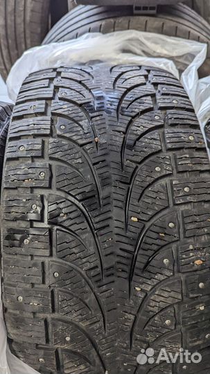 Pirelli Winter Carving Edge 245/40 R20 и 275/35 R20