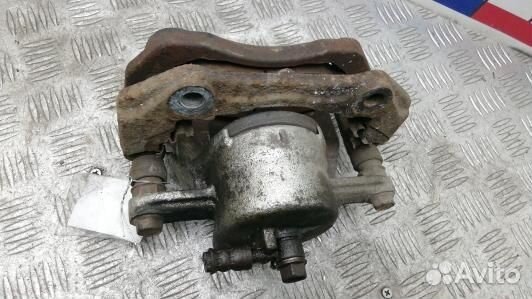 Суппорт тормозной передний левый suzuki grand vita