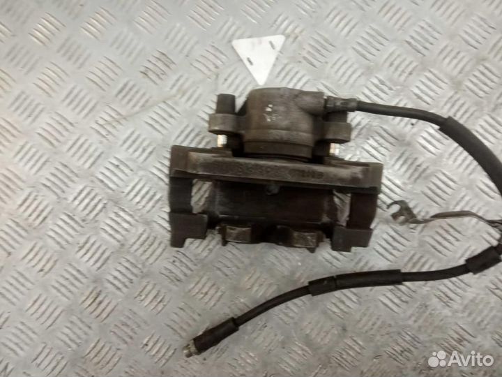 Суппорт передний левый BMW X5