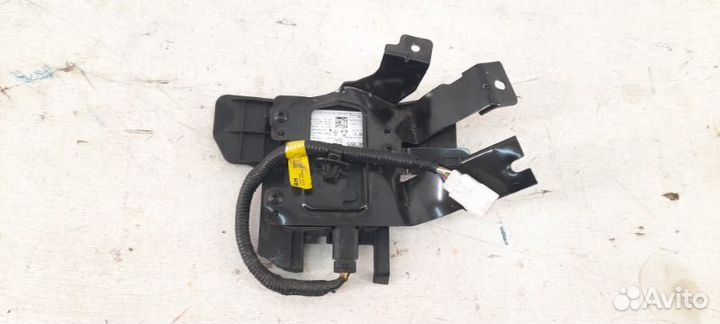 Датчик слепых зон передний Hyundai Sonata DN8