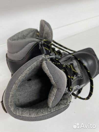 Ботинки лыжные 34 размер