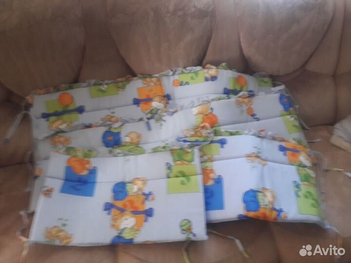 Бортики в детскую кроватку