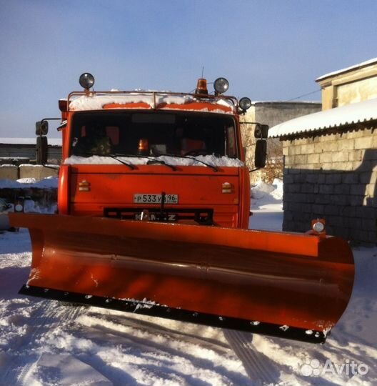 Производство отвалов, пескоразбрасывателей кдм