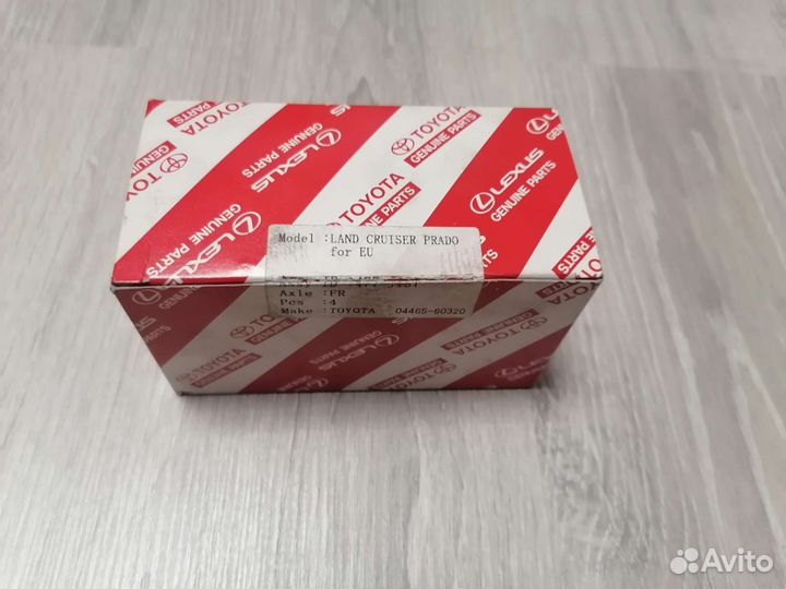 Тормозные колодки Toyota Land Cruiser