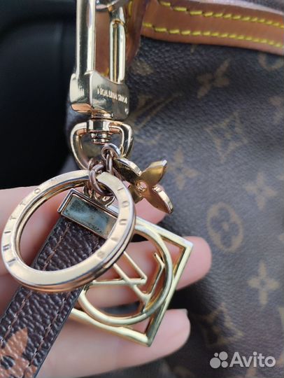 Брелок Louis Vuitton оригинал