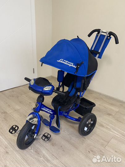 Велосипед трехколесный с ручкой Lamborghini