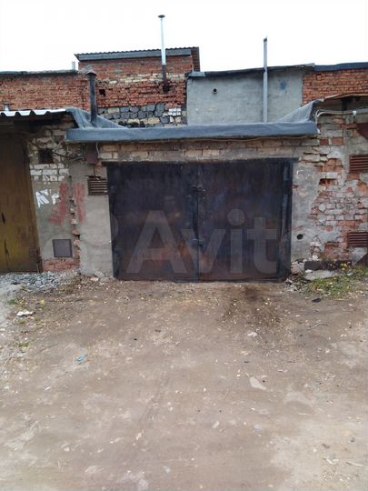 Гараж, > 30 м²