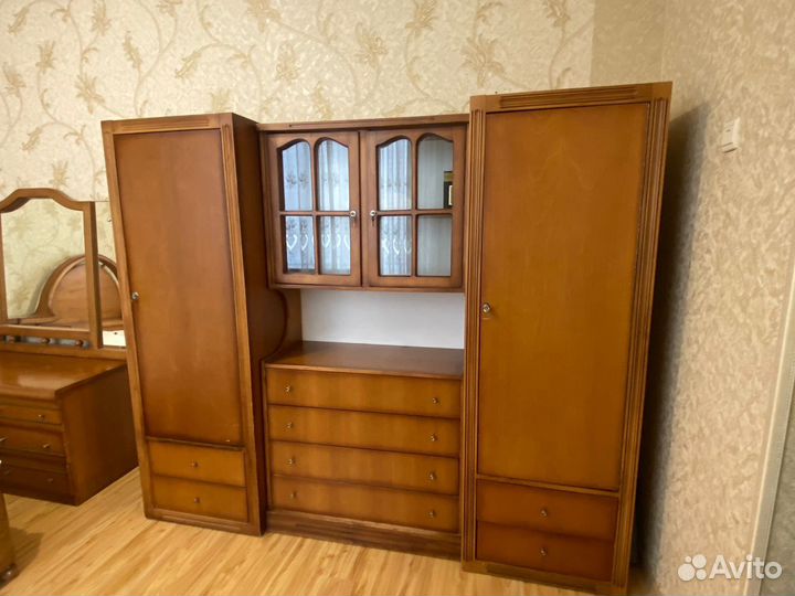 Спальный гарнитур бу