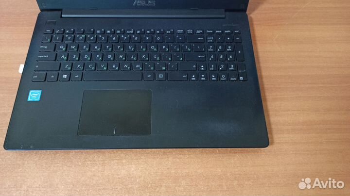 Тонкий лёгкий ноутбук Asus для работы и дома