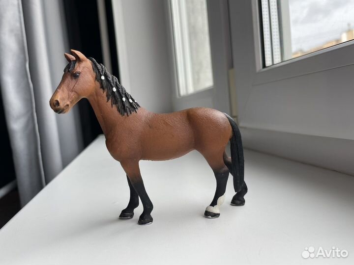 Schleich тракененская кобыла
