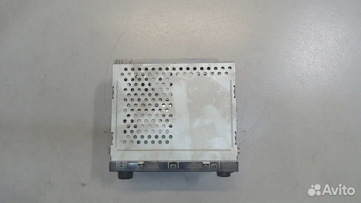 Магнитола Toyota Tundra, 2000