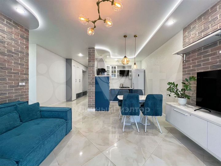 2-к. квартира, 66,6 м², 13/16 эт.