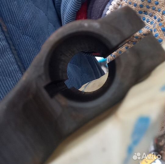 Вилка выключения сцепления