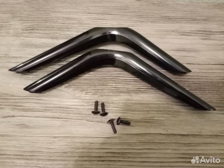 Подставка, ножки для телевизора Junibox 32E7000