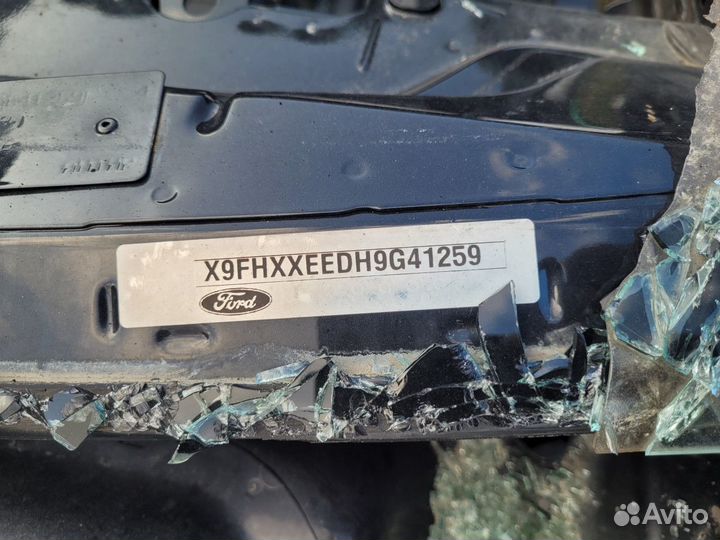 Ванна багажника на Ford Focus 2 седан