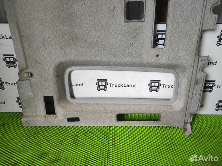 Обшивка боковой стенки кабины левая Man Tgs