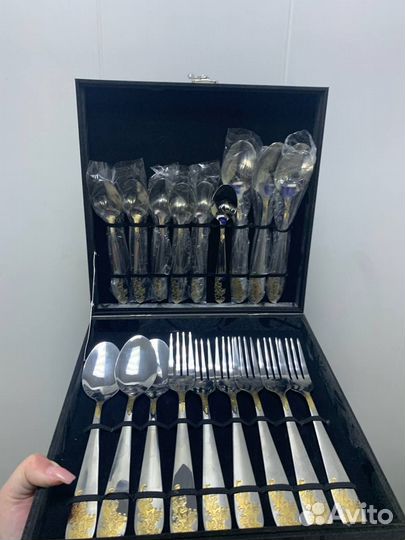 Набор вилок и ложек