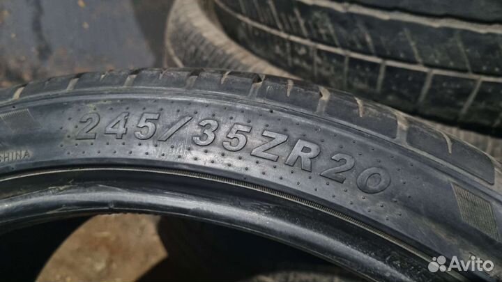 Blacklion BU66 Champoint 245/35 R20 95Y