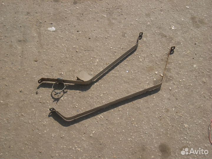 Комплект хомутов крепления бака Opel Vectra B