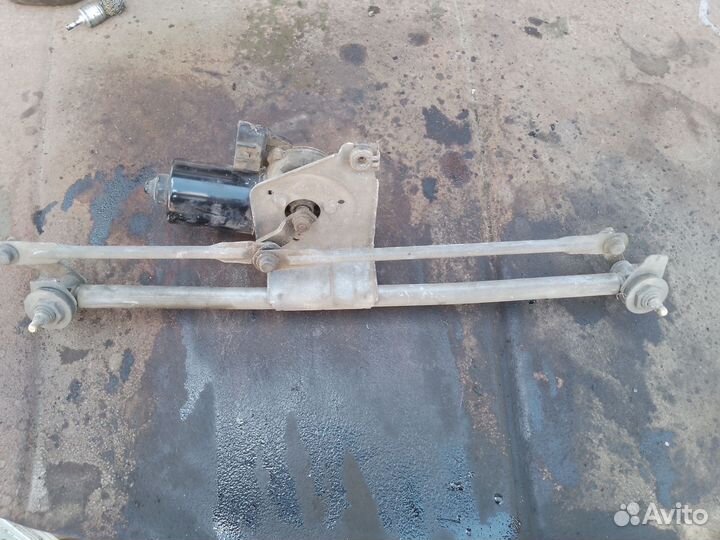 Трапеция стеклоочистителя Opel Astra F