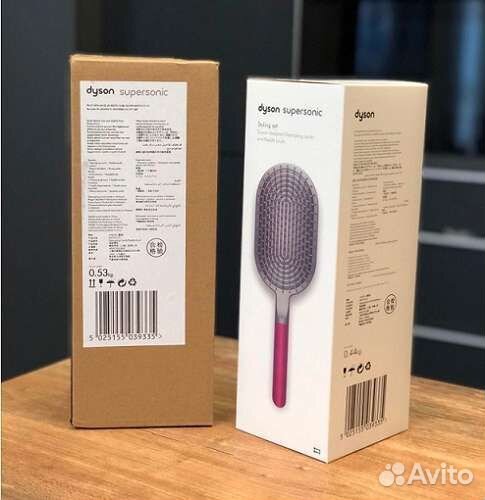 Набор расчесок Dyson новый