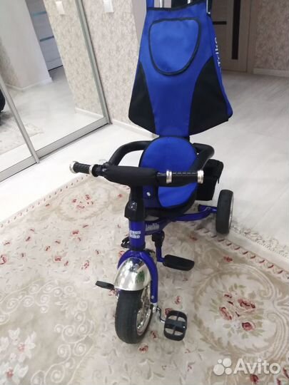Велосипед детский с ручкой трехколесный
