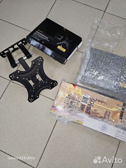 Кронштейн на 32-58 поворотный настенный для тв