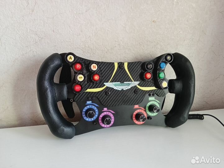 Руль штурвал Logitech Thrustmaster Moza Simagic