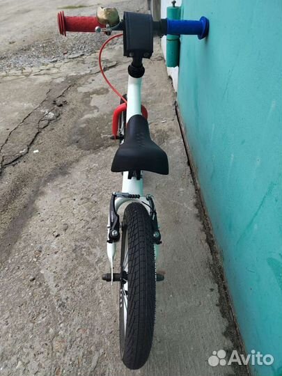 Беговел yedoo ambulance