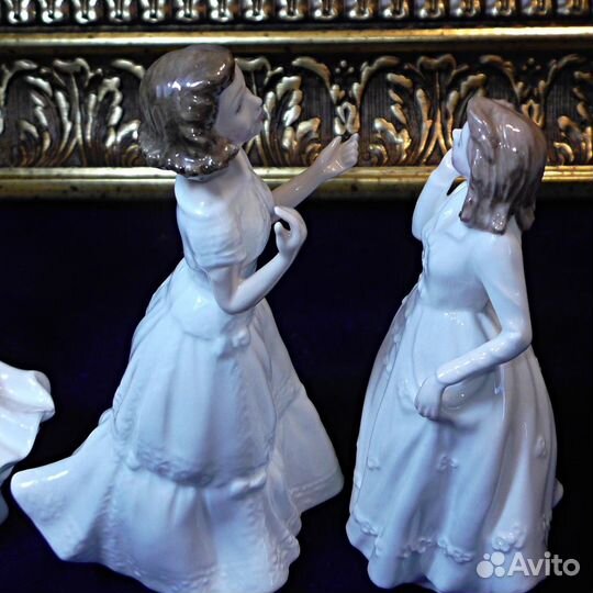 Royal Doulton.Коллекция.Статуэтки.Девушки.обнять