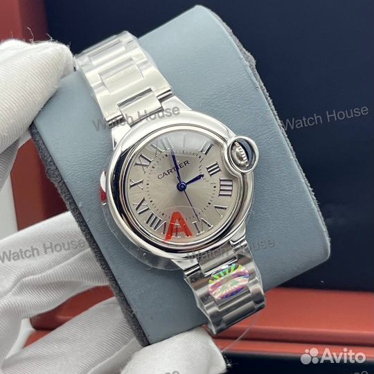 Женские часы Cartier Ballon Blue de Cartier