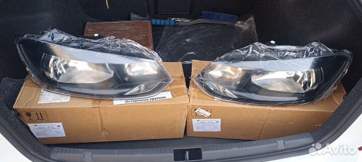 Фары передние VW polo 2009-2015г