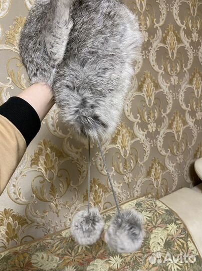 Шапка с помпоном из кролика