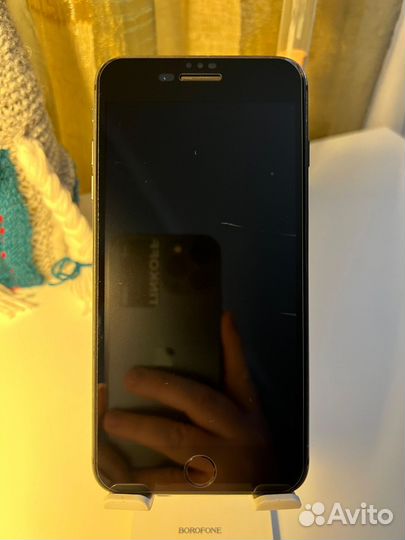 iPhone 8 Plus, 64 ГБ
