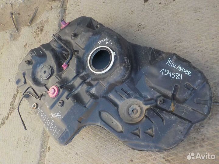 Бак топливный Toyota Highlander 2