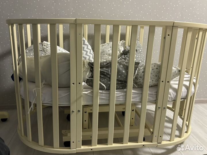 Детская кроватка